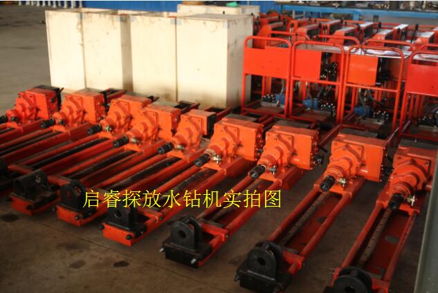 煤礦探放水用鉆機(jī)：多、快、好、省